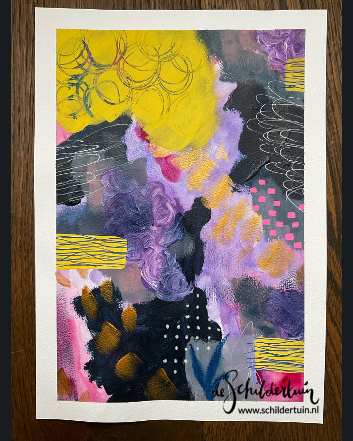 foto van abstract schilderwerk Warm Gold 1 op papier